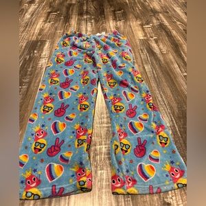 Heartbreaker comfy emoji pajama bottoms, good condition, girls 10-12